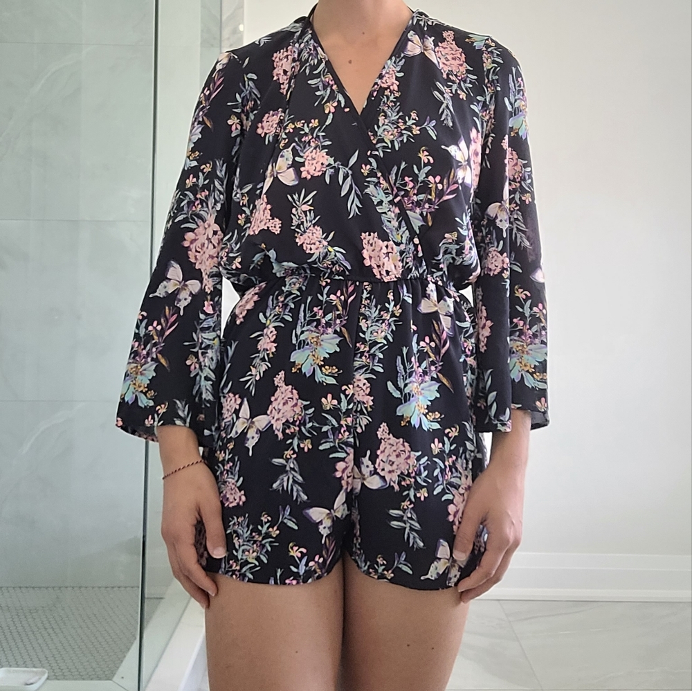 Navy blue Floral Romper from M boutique size M
